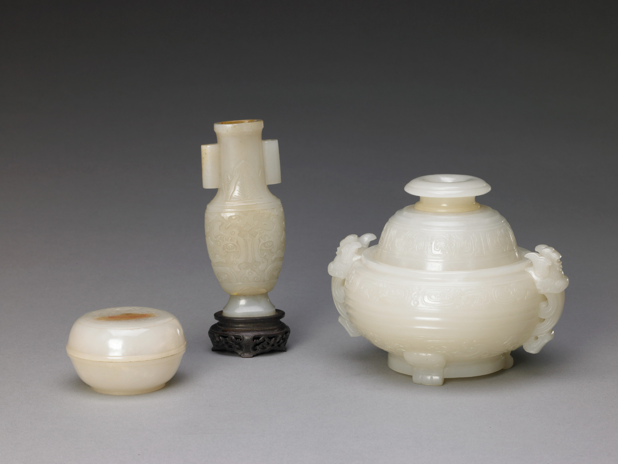 白玉炉瓶盒三事